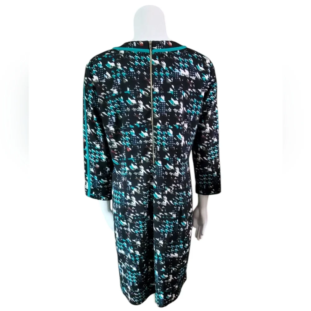 Gabby Skye Black Multicolor Elegant Dress. Size 10. - Picture 4 of 10